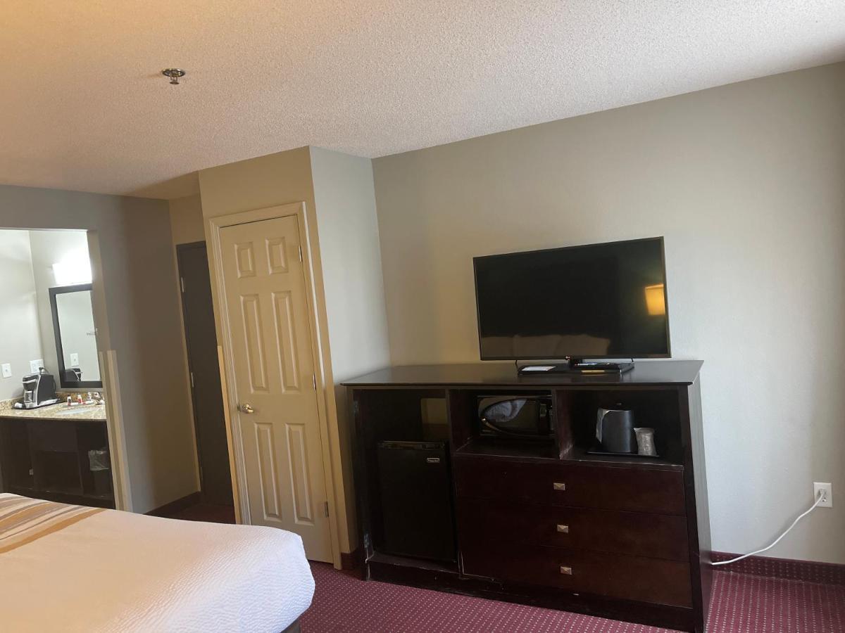 La Quinta By Wyndham O'Fallon, Il - St. Louis Dış mekan fotoğraf